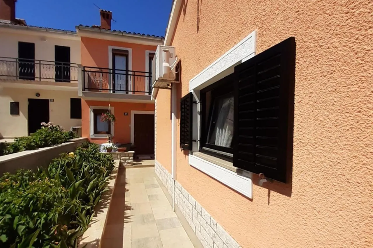 Apartment Edo Porec 0*,