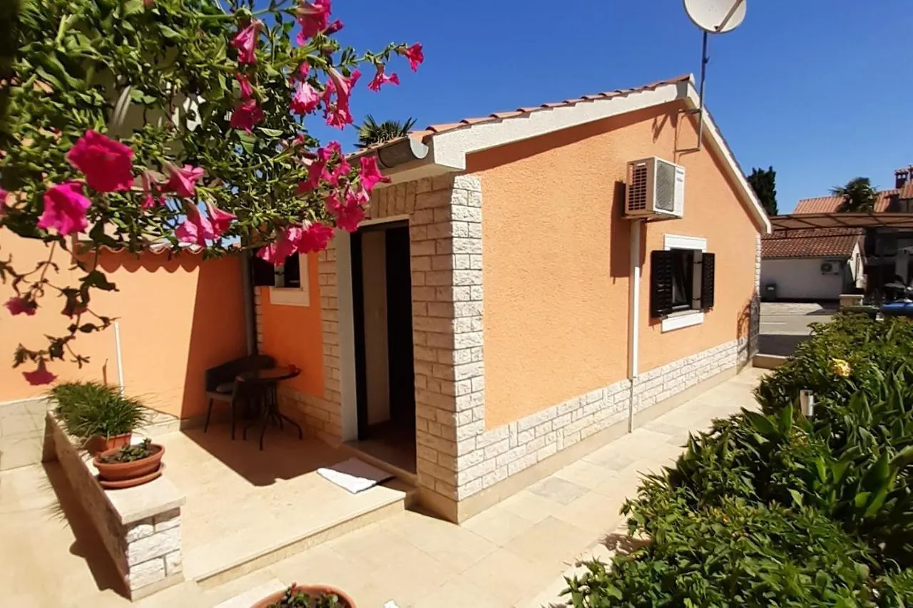 Apartment Edo Porec