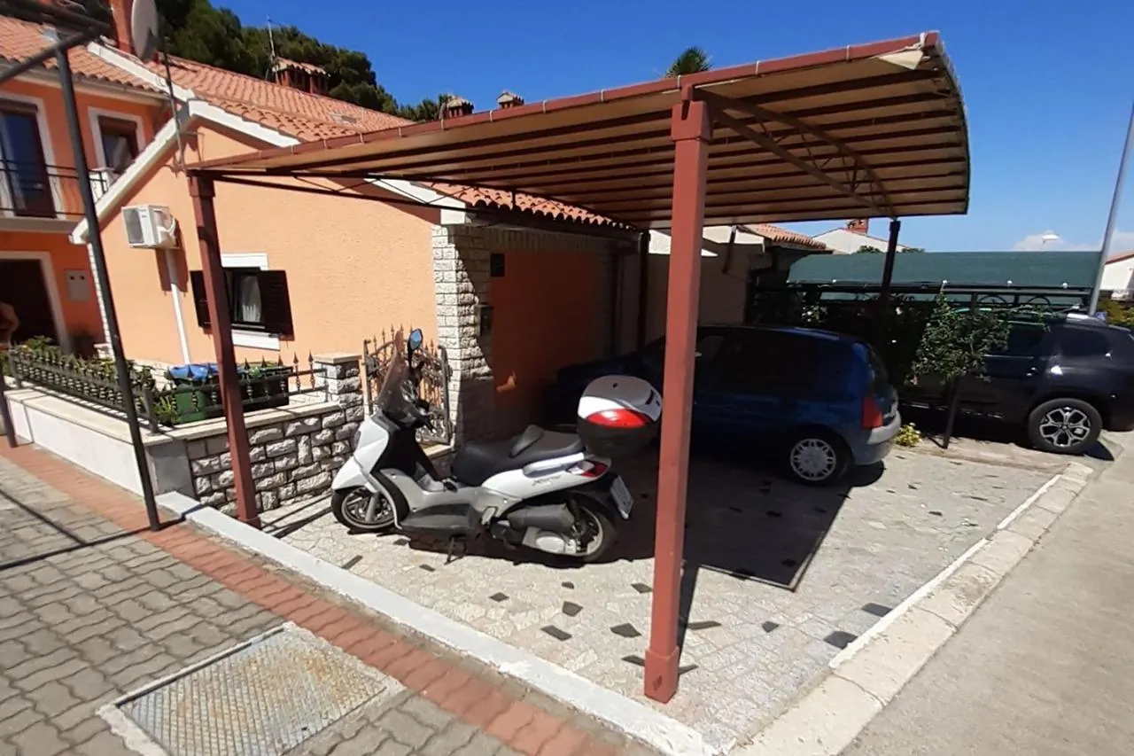 Apartment Edo Porec
